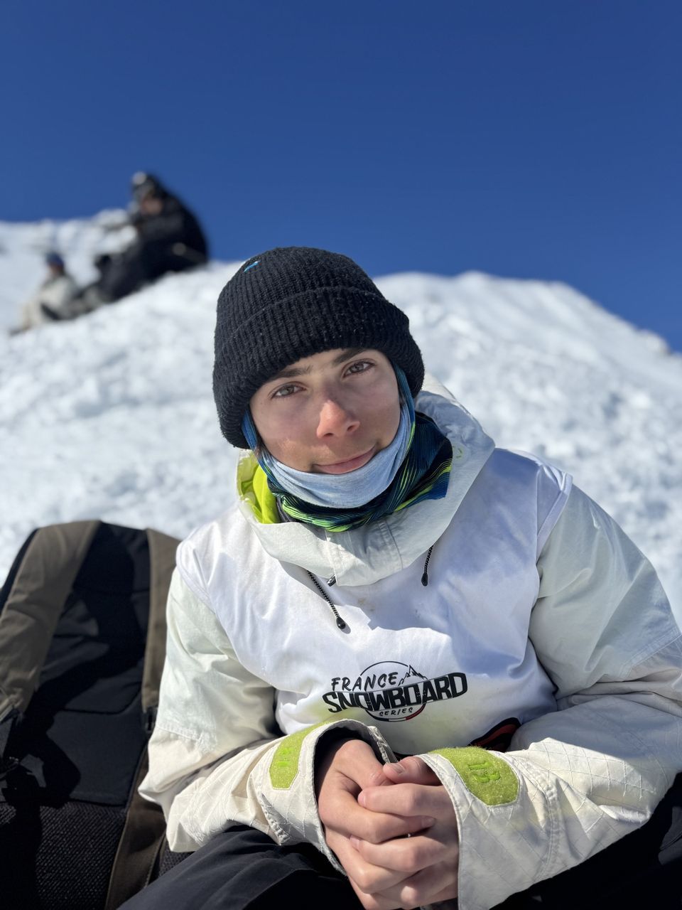 Portrait de Corentin Fischer en tenue de ride